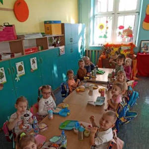 Śniadanie u przedszkolaków -Smerfów
